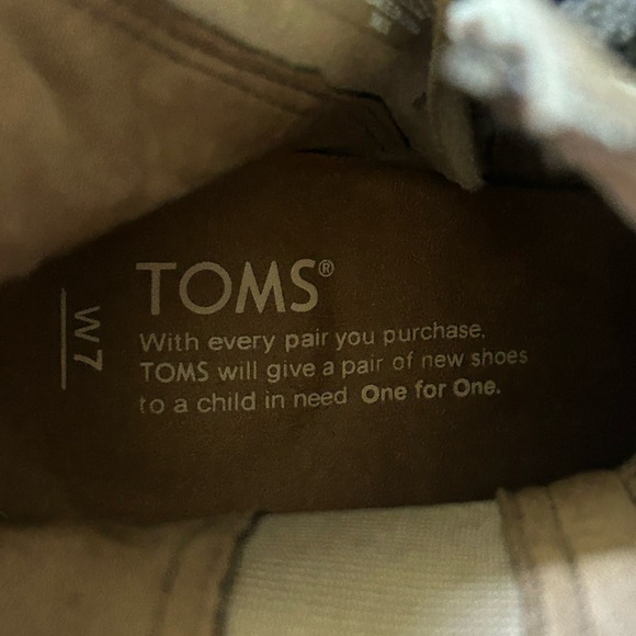 Toms Perforated Gray Ankle Booties - Picture 7 of 7